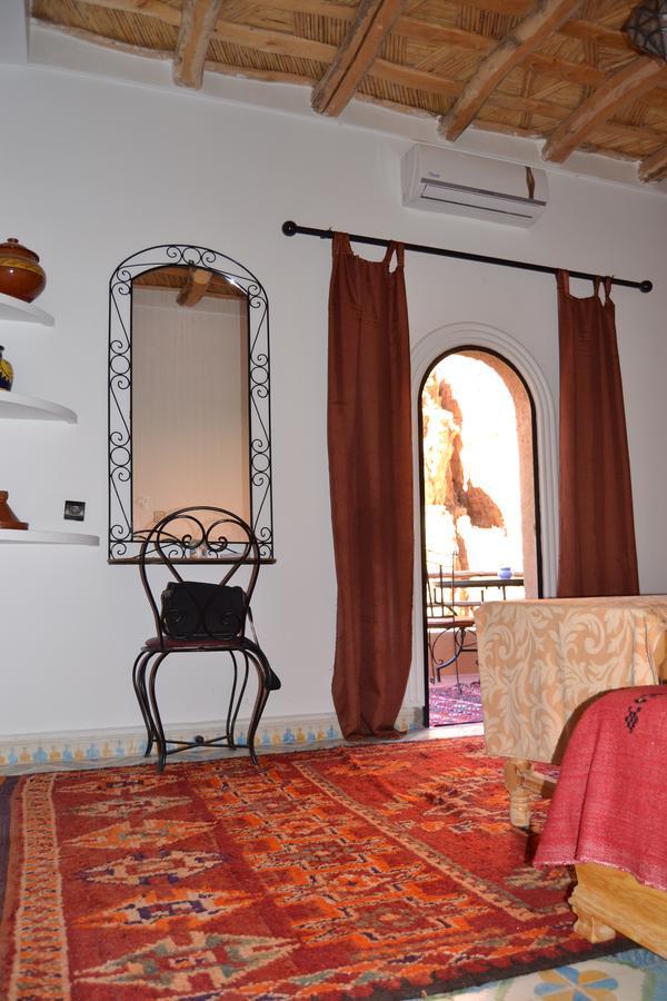 Auberge Tissadrine Akhendachou n'Ait Ouffi Εξωτερικό φωτογραφία